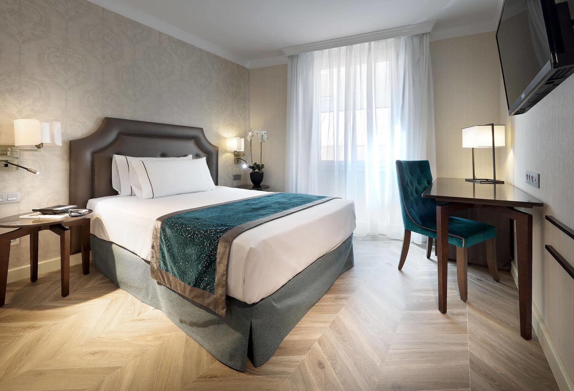 Hotel Eurostars Casa De La Lirica Madrid Esterno foto