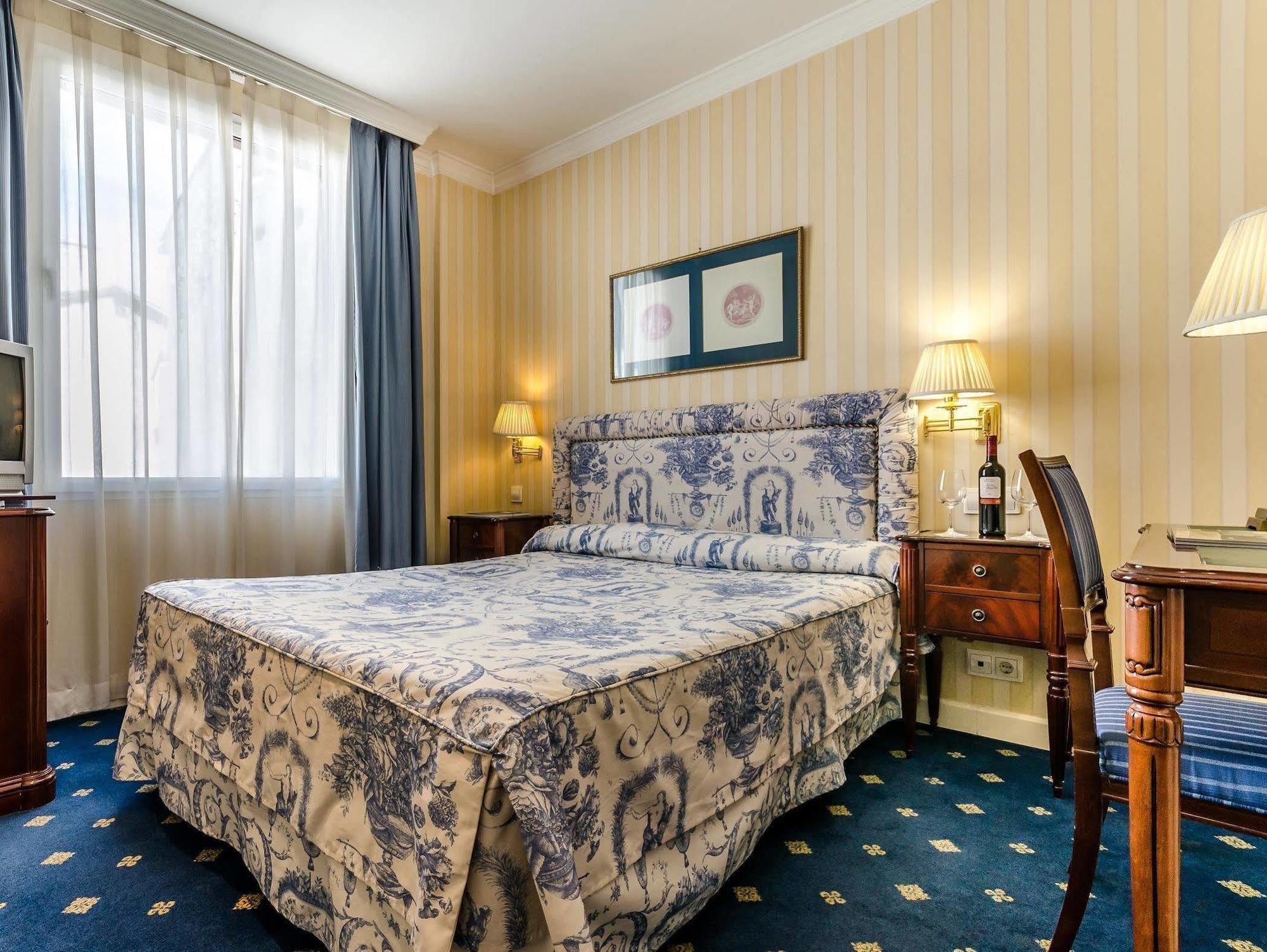 Hotel Eurostars Casa De La Lirica Madrid Esterno foto
